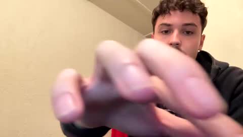 yungstudbev online show from September 2025 01:49:02 AM