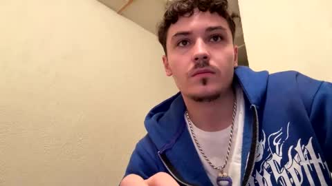 yungstudbev online show from September 2025 11:26:02 PM