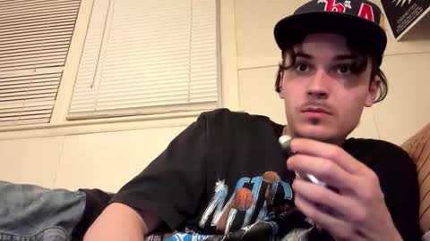 yungstudbev online show from April 2026 03:06:01 AM