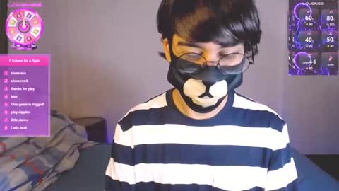 Snapshot of yuniorb chatting on November 2025 03:34:01 AM the puppy boy online show from November 2025 03:34:01 AM