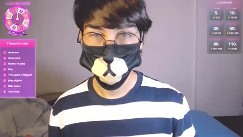 Snapshot of yuniorb chatting on December 2025 03:38:02 AM the puppy boy online show from December 2025 03:38:02 AM