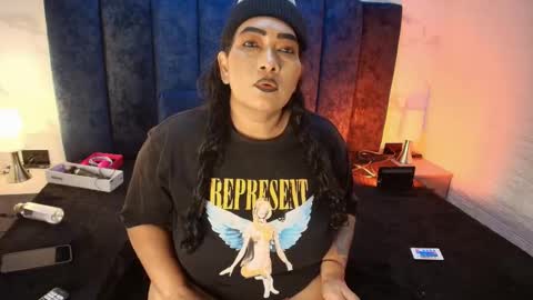 yunkeyc online show from January 2026 02:03:01 AM