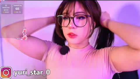 Snapshot of yuri_stars chatting on November 2025 09:25:02 PM Yuri Stars online show from November 2025 09:25:02 PM