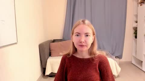 Snapshot of yuricazel chatting on November 2025 09:19:02 AM Alesia online show from November 2025 09:19:02 AM