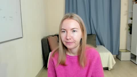 Snapshot of yuricazel chatting on November 2025 07:29:02 AM Alesia online show from November 2025 07:29:02 AM