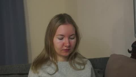 Snapshot of yuricazel chatting on January 2026 07:43:02 AM Alesia online show from January 2026 07:43:02 AM