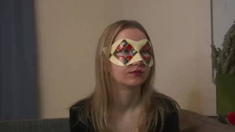 Snapshot of yuricazel chatting on January 2026 07:54:01 AM Alesia online show from January 2026 07:54:01 AM