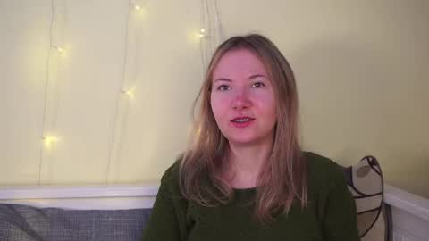 Snapshot of yuricazel chatting on February 2026 07:13:01 AM Alesia online show from February 2026 07:13:01 AM