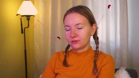 Snapshot of yuricazel chatting on February 2026 07:26:01 AM Alesia online show from February 2026 07:26:01 AM