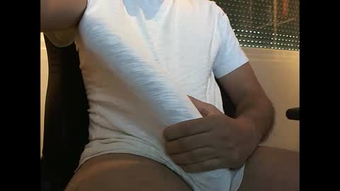 Yut online show from December 2024 08:00:02 AM