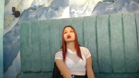 YUYIS online show from December 2025 11:26:02 AM