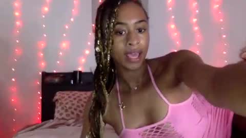 yuyubae online show from June 2026 11:18:01 PM