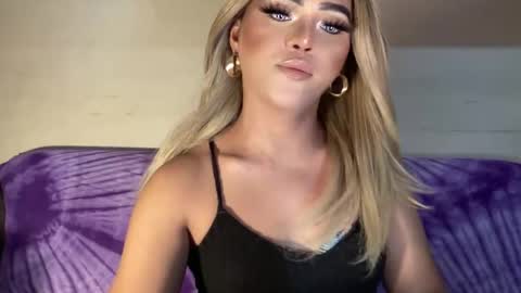 Snapshot of yvonne_guidotti chatting on January 2025 07:31:02 PM Miss Cali online show from January 2025 07:31:02 PM