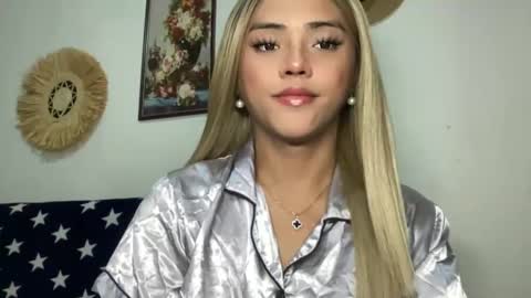 Snapshot of yvonne_guidotti chatting on September 2025 07:41:02 AM Miss Cali online show from September 2025 07:41:02 AM