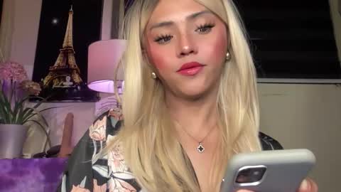 Snapshot of yvonne_guidotti chatting on September 2025 09:08:02 PM Miss Cali online show from September 2025 09:08:02 PM