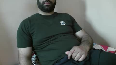 Snapshot of yxxtxxdentyk chatting on June 2026 04:51:02 AM Bi BearXXX online show from June 2026 04:51:02 AM
