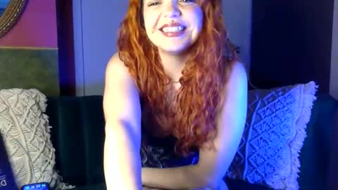 Snapshot of yyuckyy chatting on February 2026 02:21:01 AM Yucky online show from February 2026 02:21:01 AM