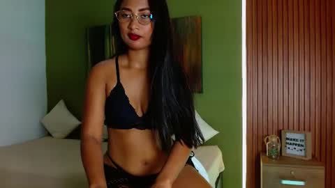 Snapshot of zaara_black chatting on June 2026 08:44:01 PM Zara Black online show from June 2026 08:44:01 PM