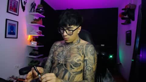 zac_muller1 online show from December 2025 10:26:01 PM