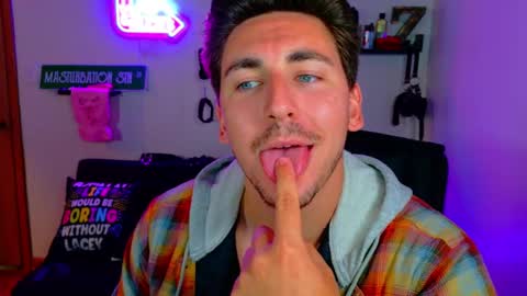 Zach Rhyder online show from September 2025 03:45:01 PM