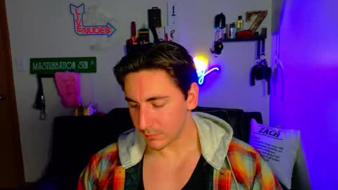 Snapshot of zach_rhyder chatting on February 2026 02:43:01 AM Zach Rhyder online show from February 2026 02:43:01 AM