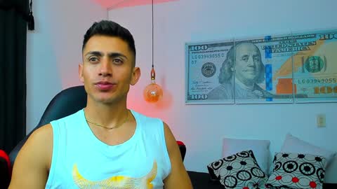 zachpri20 online show from December 2024 10:24:01 PM