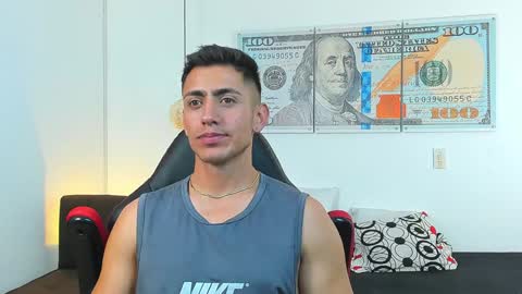 zachpri20 online show from December 2024 11:02:02 AM