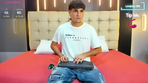 zack23__ online show from June 2026 03:08:02 AM