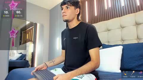 zack23__ online show from July 2026 03:19:01 AM