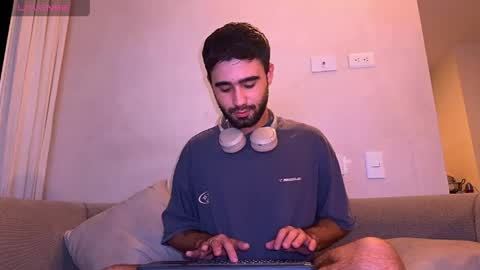 zack_sullivan22 online show from May 2026 06:11:01 AM