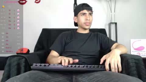 Xavi online show from March 2025 06:43:02 PM