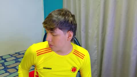 Snapshot of zackmontiel07 chatting on February 2026 09:13:01 AM ZackMontiel07 online show from February 2026 09:13:01 AM