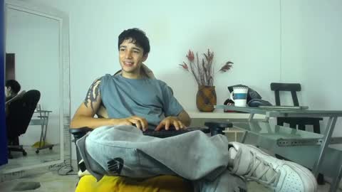 Snapshot of zacktk7 chatting on January 2025 09:07:01 PM zack online show from January 2025 09:07:01 PM