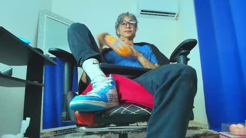 Snapshot of zacktk7 chatting on March 2025 06:41:01 AM zack online show from March 2025 06:41:01 AM