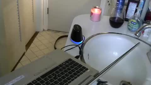 Snapshot of zaddykendoll chatting on February 2026 10:47:02 PM Aiden online show from February 2026 10:47:02 PM