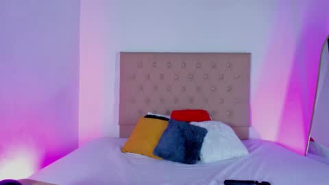 Snapshot of zafiro__brown chatting on September 2025 02:09:02 PM Zafiro Brown online show from September 2025 02:09:02 PM