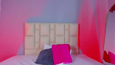 Snapshot of zafiro__brown chatting on January 2026 12:10:01 PM Zafiro Brown online show from January 2026 12:10:01 PM