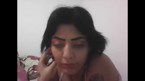 Snapshot of zafiro_rubi chatting on November 2025 06:51:01 PM Zafiro online show from November 2025 06:51:01 PM
