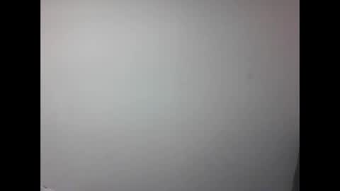 Snapshot of zafiro_rubi chatting on December 2025 01:00:02 AM Zafiro online show from December 2025 01:00:02 AM