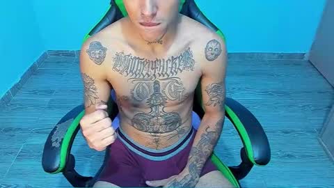 BiG Zafiro online show from February 2026 11:39:02 AM