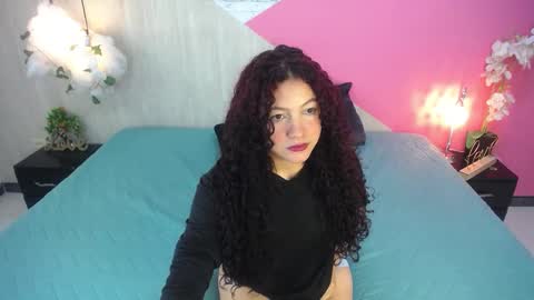 Zahira  online show from December 2025 05:30:01 PM