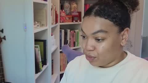 Snapshot of zahrabliss chatting on September 2025 08:13:01 PM zahrabliss online show from September 2025 08:13:01 PM