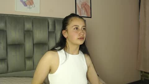 Snapshot of zaida_1 chatting on May 2026 06:57:02 PM Zaida online show from May 2026 06:57:02 PM