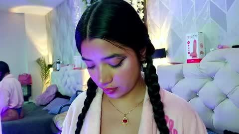 Snapshot of zaira_bonny chatting on June 2026 05:23:01 PM Zaira Bonny online show from June 2026 05:23:01 PM
