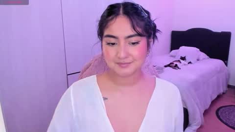 zakura_ania online show from May 2026 06:05:01 PM