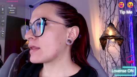   online show from April 2026 05:47:02 PM