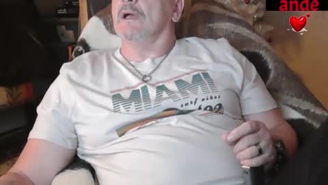 Snapshot of zander007 chatting on October 2025 03:20:02 PM zander007 online show from October 2025 03:20:02 PM