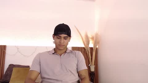 Zander online show from December 2024 01:52:02 PM