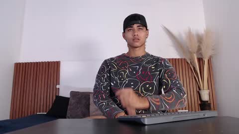 Zander online show from January 2025 01:21:02 PM