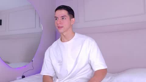 Snapshot of zanedawson chatting on September 2025 03:54:01 AM Zane Dawson online show from September 2025 03:54:01 AM